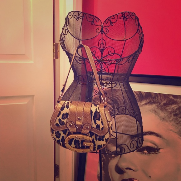 Guess Handbags - 👜Gorgeous Guess Mini Purse👜